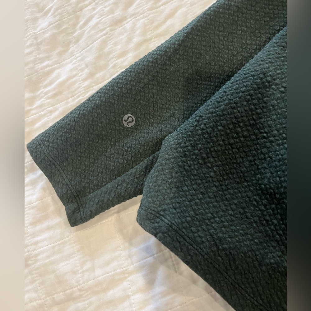 Lululemon textured thermal hoodie